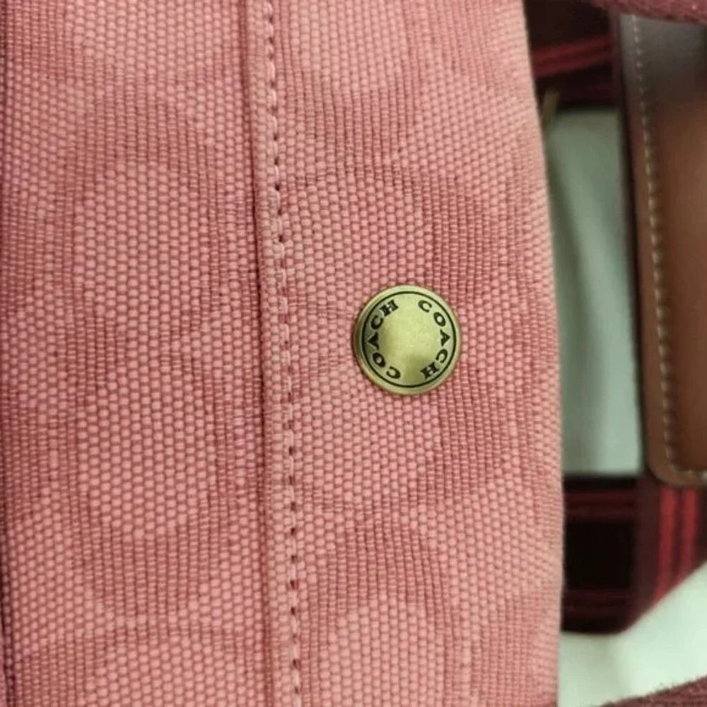 COACH Spin Taffy Multi Colored Tote 27 In Signature EXCELLENT - Picture 4 of 5